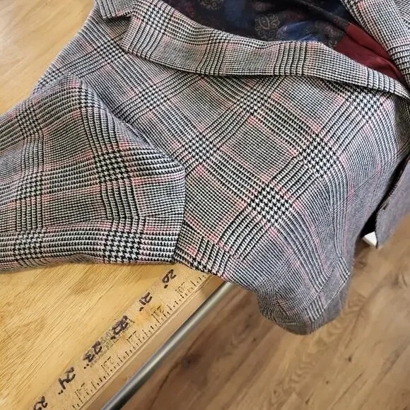 Tallia Wool Plaid Blazer pockets 19" P2P 27" long lined 3 button cuff - Picture 10 of 13